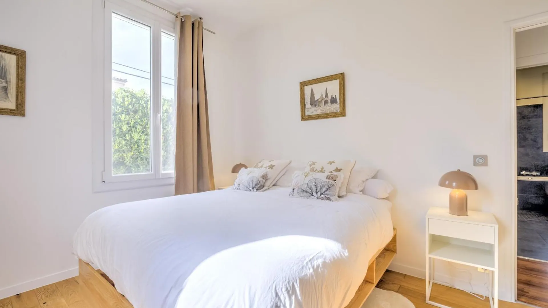 Antibes Secret Garden Apartment