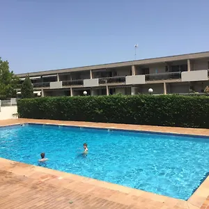 Studio 30m2 With Pool, Parking And A Garden Appartement